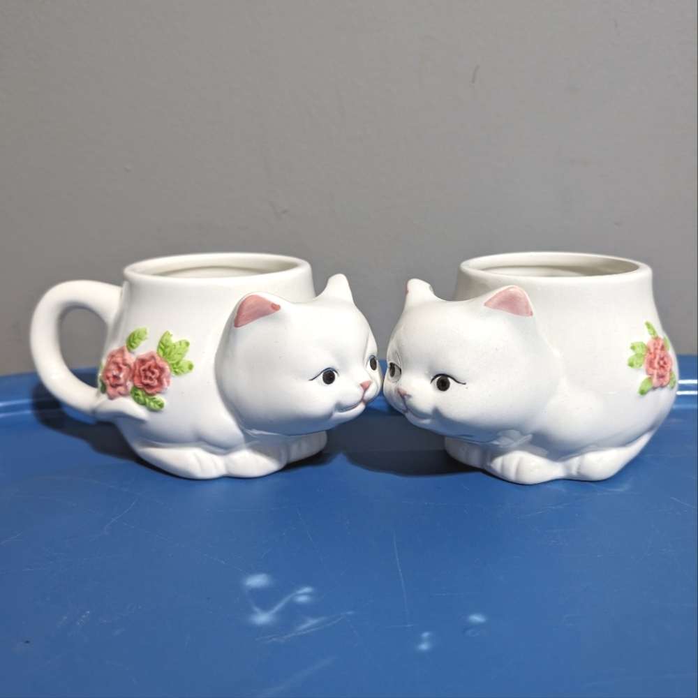 NWT Vintage 1990s Teacup Mug set of 2 Cat Kitten With Teabag holder Pink Roses